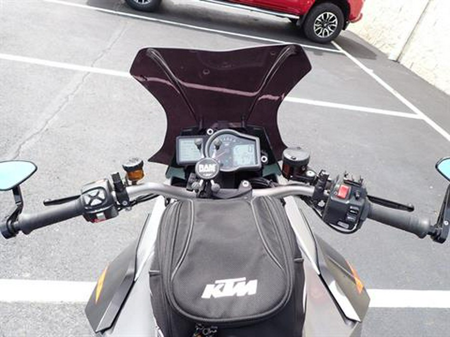 2017 KTM 1290 Super Duke GT