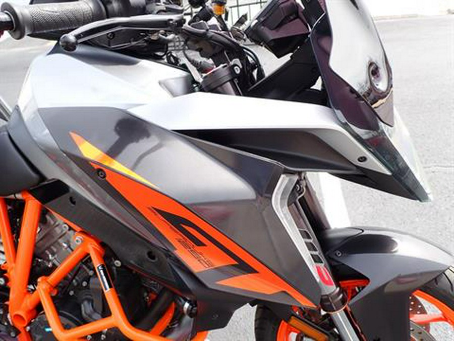 2017 KTM 1290 Super Duke GT
