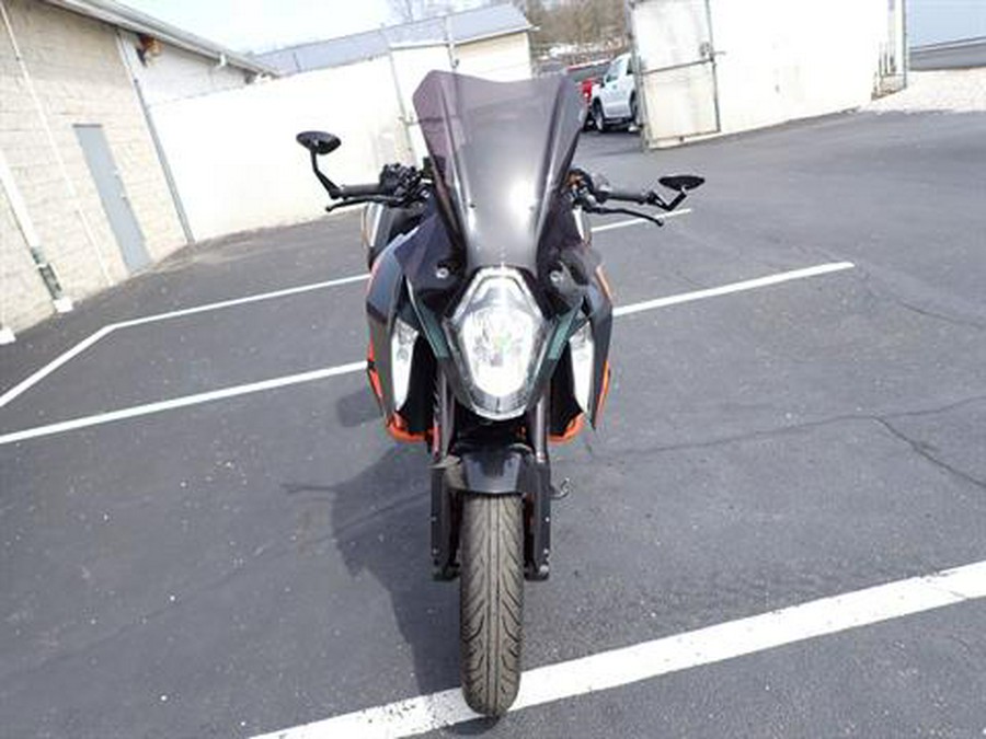 2017 KTM 1290 Super Duke GT