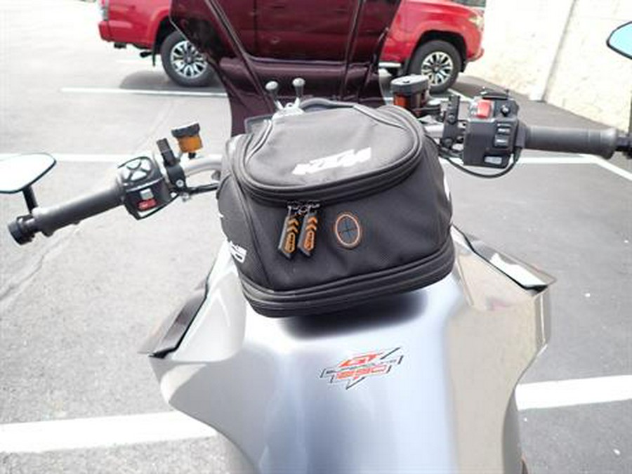 2017 KTM 1290 Super Duke GT