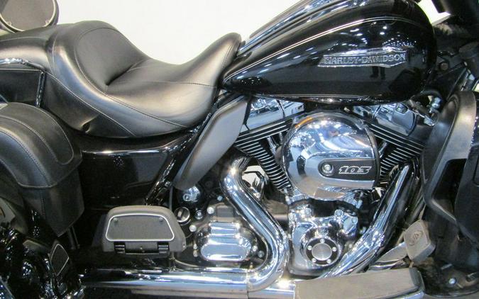 2016 Harley-Davidson® FLHTCUTG - Tri Glide® Ultra