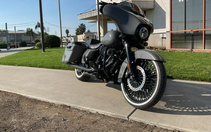 FLHXS 2020 Street Glide® Special