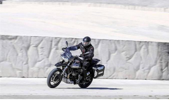 2023 Moto Guzzi Guzzi V85 TT TRAVEL E5