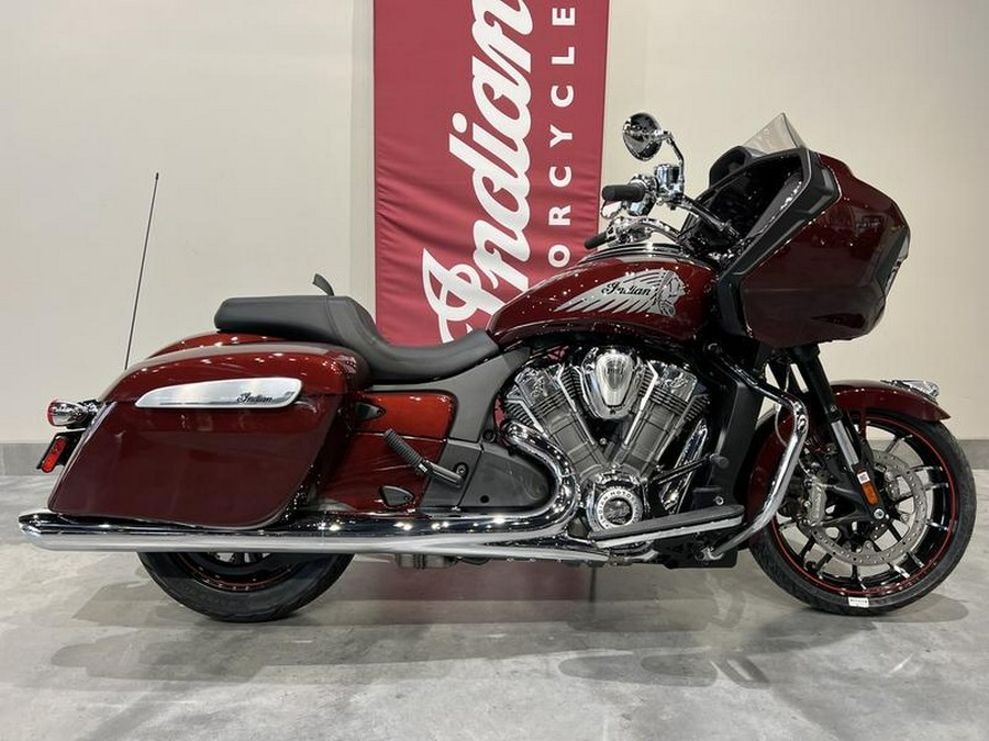 2023 Indian Motorcycle® Challenger® Limited Maroon Metallic