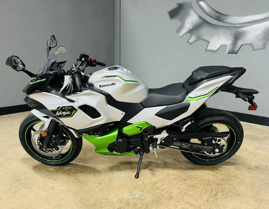 2024 Kawasaki Ninja® 7 Hybrid ABS