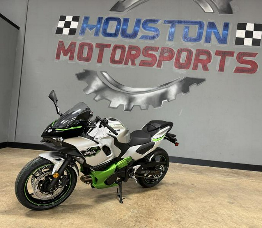 2024 Kawasaki Ninja® 7 Hybrid ABS