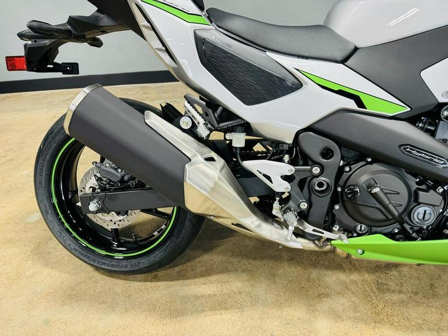 2024 Kawasaki Ninja® 7 Hybrid ABS