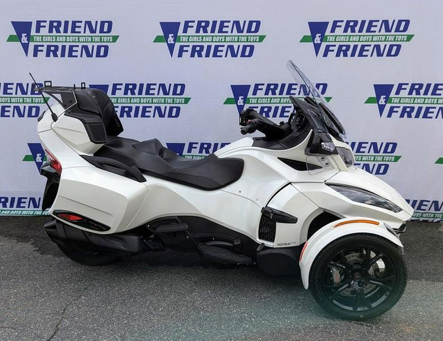 2019 Can-Am® Spyder® RT