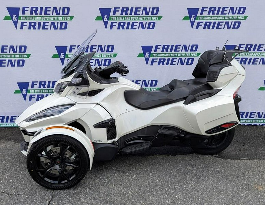 2019 Can-Am® Spyder® RT