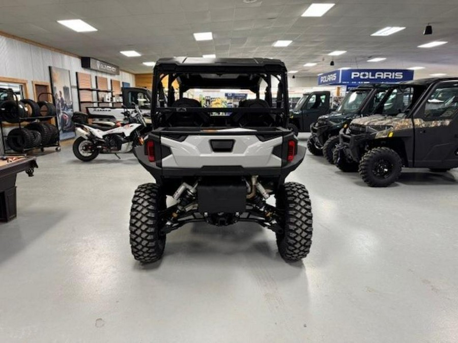 2026 Polaris® General XP 4 1000 Sport