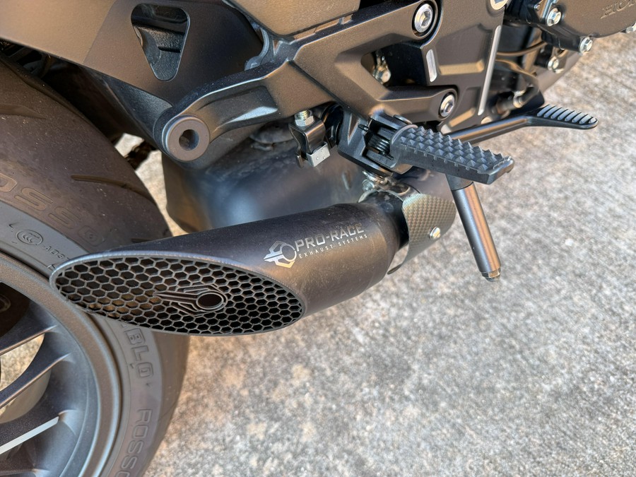 2023 Honda CB1000R Black Edition