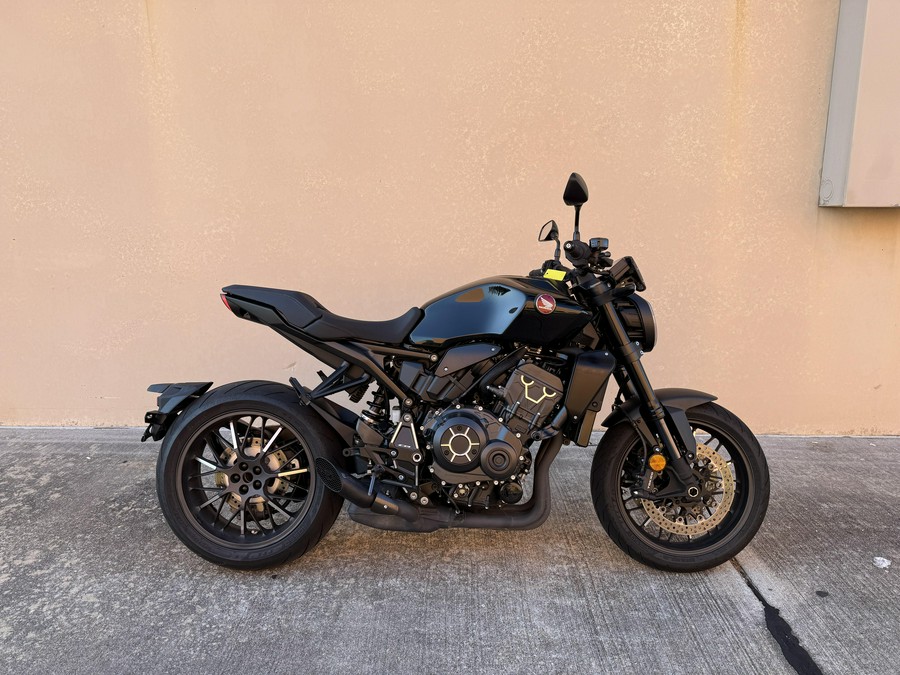 2023 Honda CB1000R Black Edition