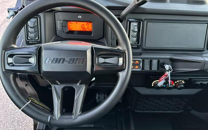 2026 Can-Am® SSV DEF XTCAB 65 HD11 BK 26 XT CAB HD11