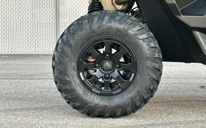 2026 Can-Am® SSV DEF XTCAB 65 HD11 BK 26 XT CAB HD11