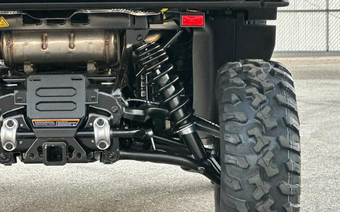 2026 Can-Am® SSV DEF XTCAB 65 HD11 BK 26 XT CAB HD11