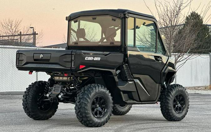 2026 Can-Am® SSV DEF XTCAB 65 HD11 BK 26 XT CAB HD11