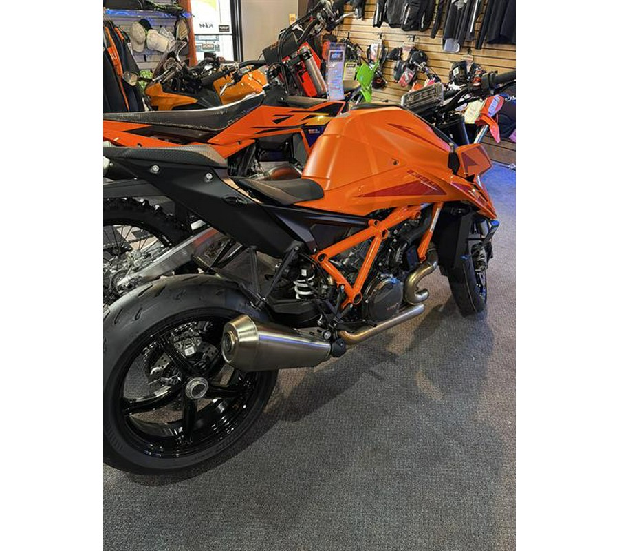 2026 KTM 1390 Super Duke R EVO