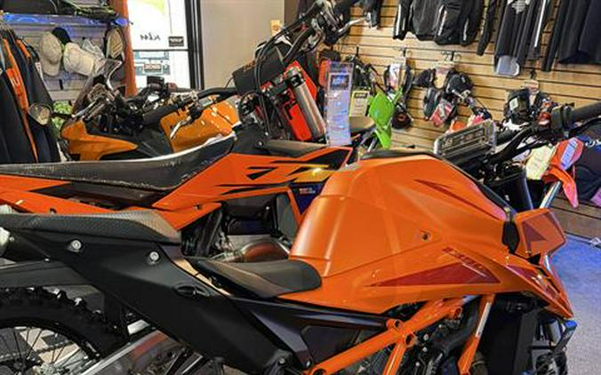 2026 KTM 1390 Super Duke R EVO