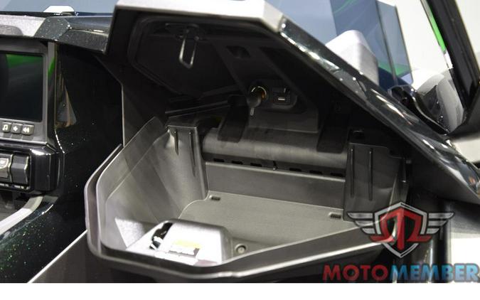 2026 Slingshot Grand Touring Manual