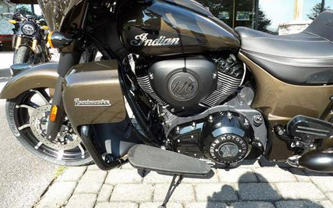 2023 Indian Motorcycle Roadmaster® Dark Horse®