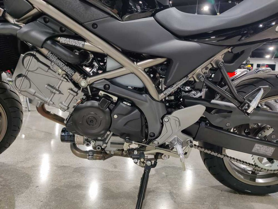 2024 SUZUKI SV650 ABS