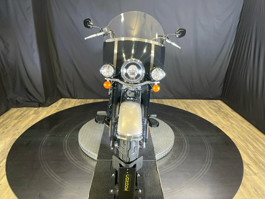 2018 Harley-Davidson Heritage Classic 114