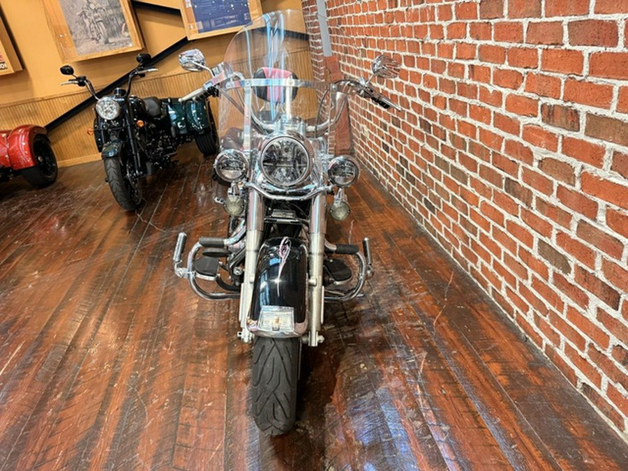 2010 Harley-Davidson Softail FLSTC - Heritage Classic