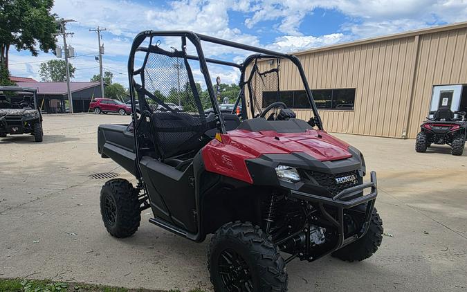 2026 Honda Pioneer 700 Deluxe