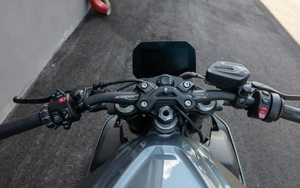 2023 BMW S 1000 R Bluestone Metallic