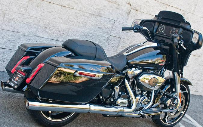 2025 Harley-Davidson® FLHX - Street Glide®