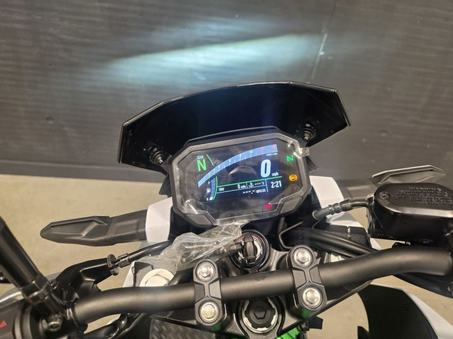 2027 Kawasaki Z500 ABS