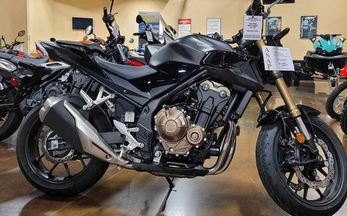 2022 Honda CB500F Review (A Dozen Fast Facts: Urban Motorcycle)