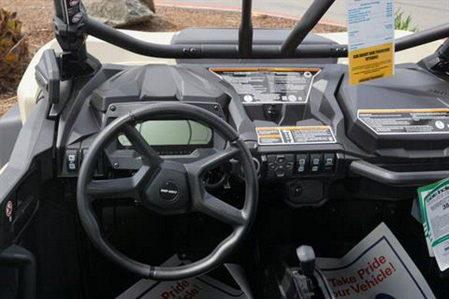 2024 Can-Am Commander MAX XT-P