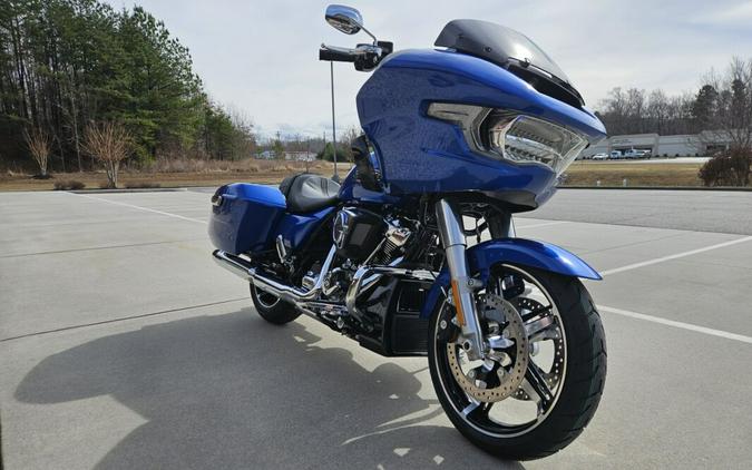 2025 Harley-Davidson Road Glide® Blue Burst