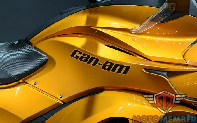 2014 Can-Am® Spyder® ST Limited SE5