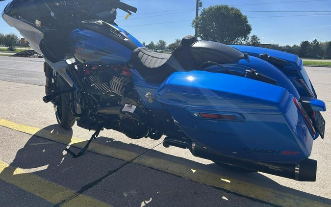 2026 Harley-Davidson® CVO Road Glide ST Electric Coast