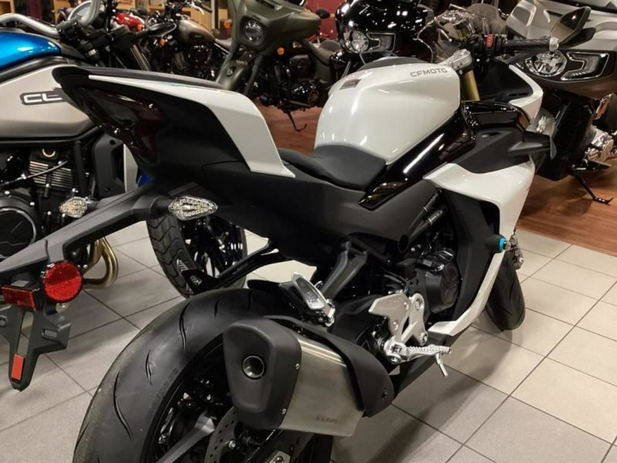 2024 CFMOTO SS 300