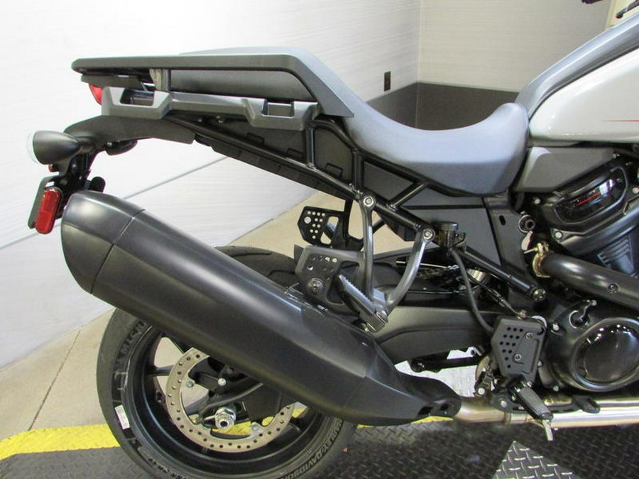 2025 Harley-Davidson® RA1250ST - Pan America® 1250 ST