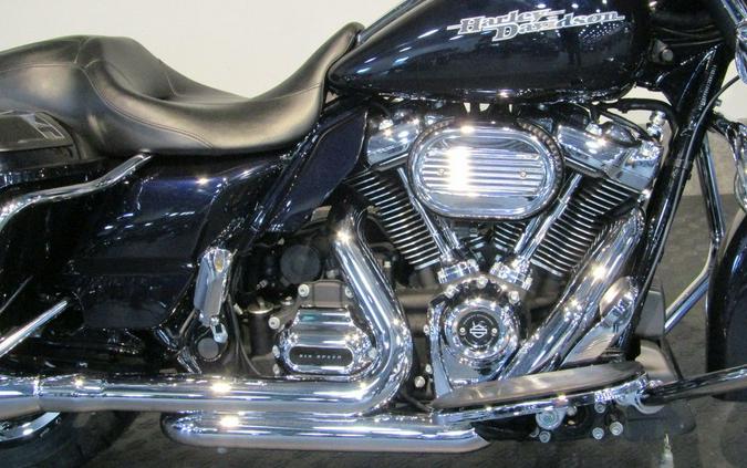 2019 Harley-Davidson® FLHX - Street Glide®