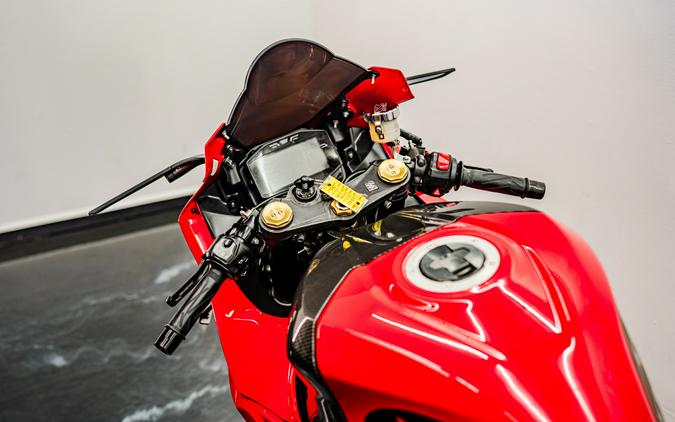 2017 Suzuki Motor of America Inc. GSX-R1000