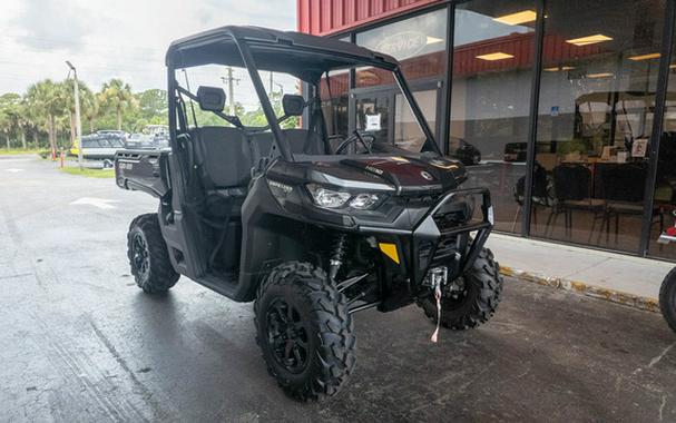 2025 Can-Am Defender XT HD10