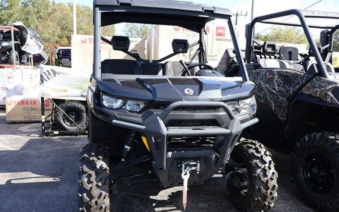 2025 Can-Am Defender XT HD10