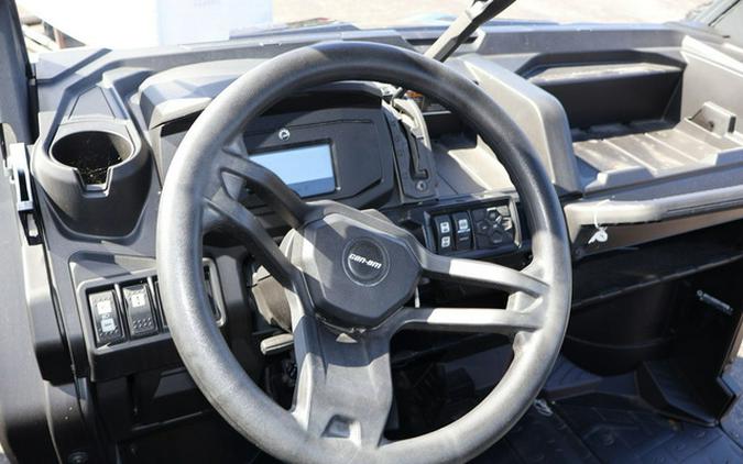 2025 Can-Am Defender XT HD10