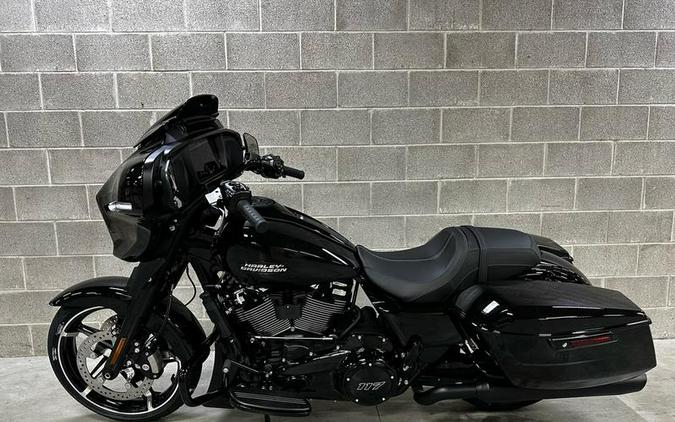 2025 Harley-Davidson® FLHX - Street Glide®