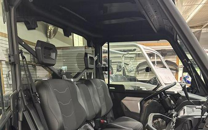 2024 Can-Am Defender XT HD10