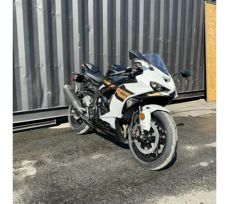 2026 Kawasaki Ninja® ZX™-6R