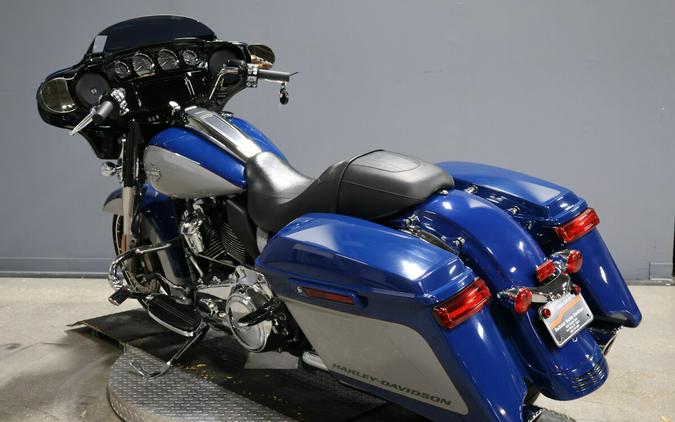 2023 Harley-Davidson Street Glide Special