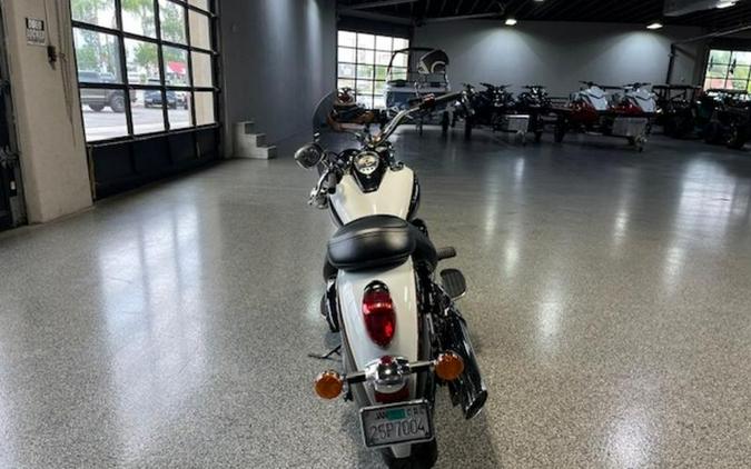 2022 Kawasaki Vulcan® 900 Classic