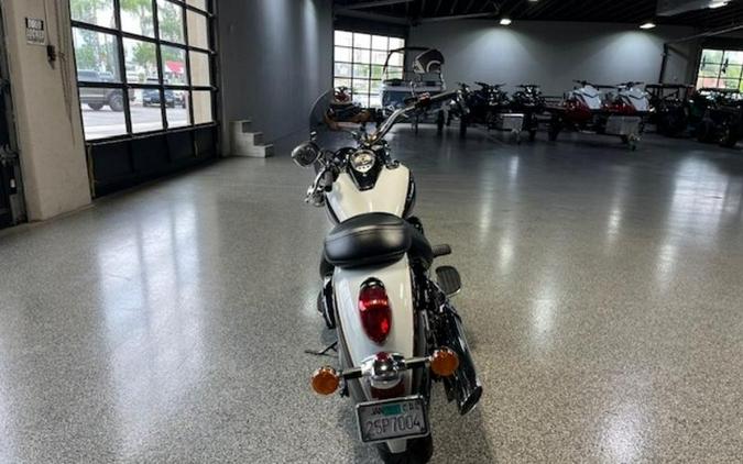 2022 Kawasaki Vulcan® 900 Classic