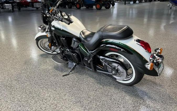 2022 Kawasaki Vulcan® 900 Classic